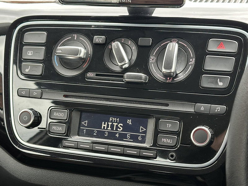 Volkswagen up! 1.0 High up!