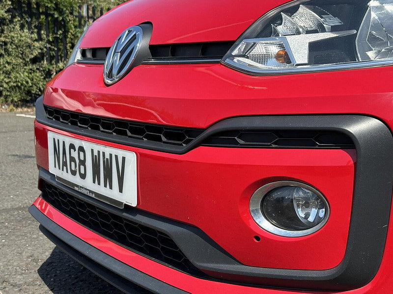 Volkswagen up! 1.0 High up!