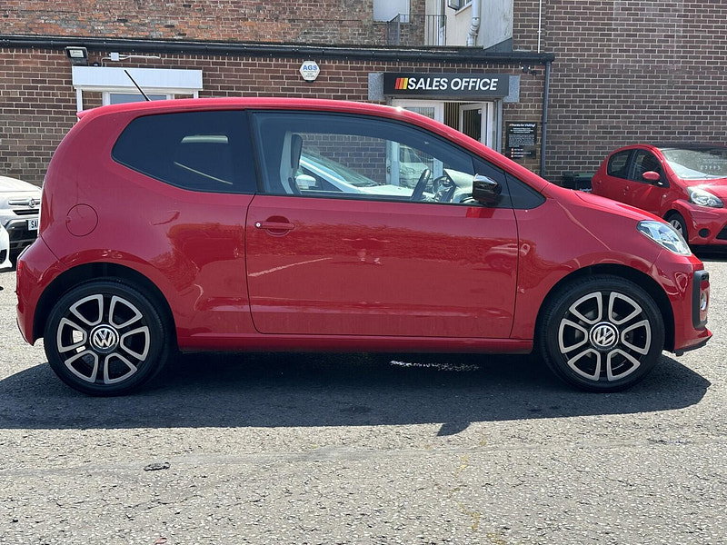 Volkswagen up! 1.0 High up!