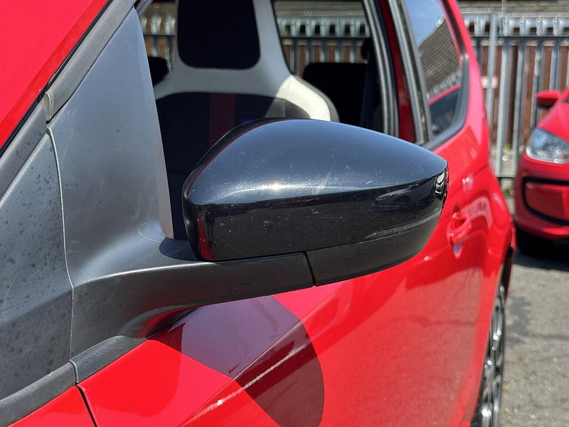Volkswagen up! 1.0 High up!