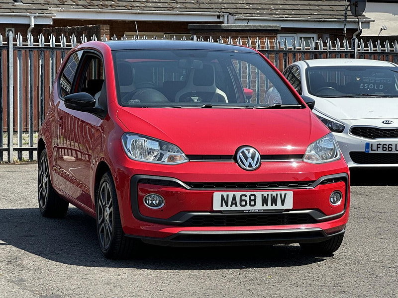 Volkswagen up! 1.0 High up!