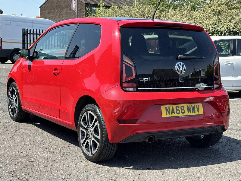 Volkswagen up! 1.0 High up!