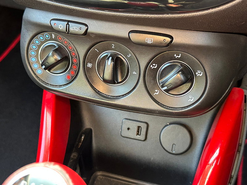 Vauxhall ADAM 1.4 16v JAM Hatchback 3dr Petrol Manual Euro 5 (87 ps)