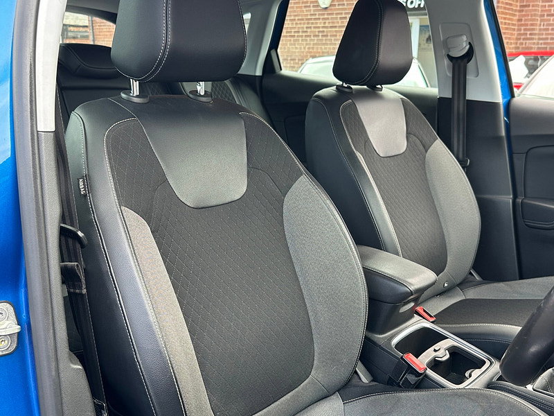 Vauxhall Grandland X 1.2 Turbo GPF Sport Nav SUV 5dr Petrol Manual Euro 6 (s/s) (130 ps)