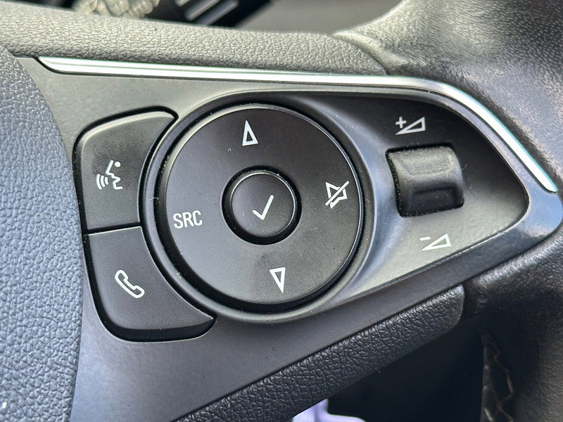 Vauxhall Grandland X 1.2 Turbo GPF Sport Nav SUV 5dr Petrol Manual Euro 6 (s/s) (130 ps)