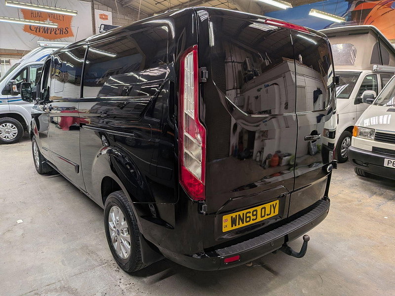 Ford Transit Custom 2.0 320 EcoBlue Limited Crew Van Double Cab 5dr Diesel Manual L2 H1 Euro 6 (s/s) (130 ps)