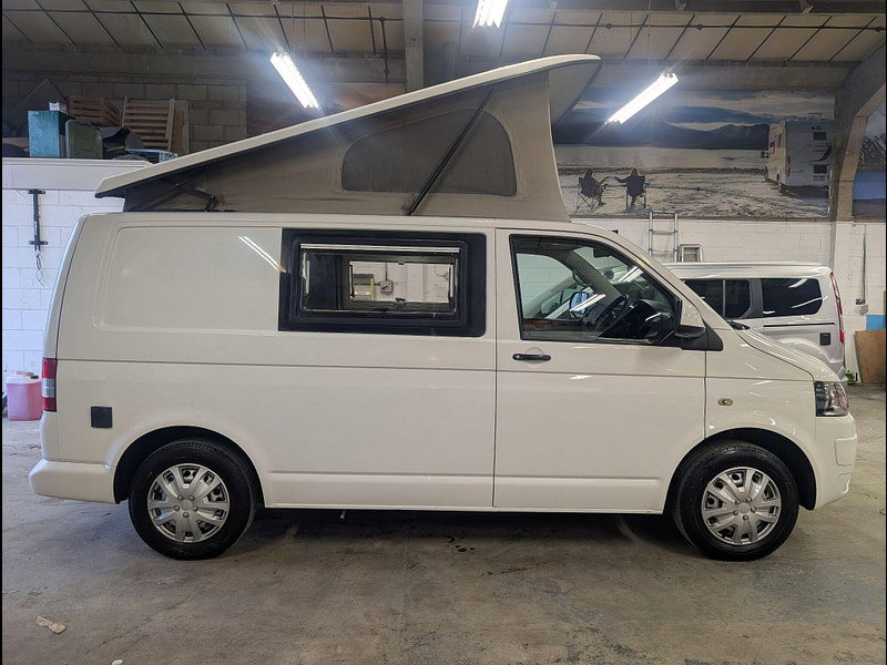 Wellhouse Leisure t5 transporter t28 pop-top vw t5 t28 pop-top