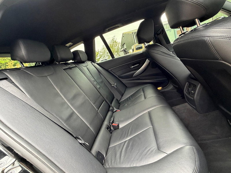 BMW 3 Series 2.0 320d M Sport Touring Auto xDrive Euro 5 (s/s) 5dr