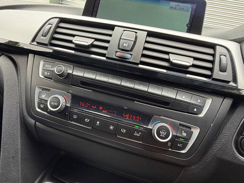 BMW 3 Series 2.0 320d M Sport Touring Auto xDrive Euro 5 (s/s) 5dr