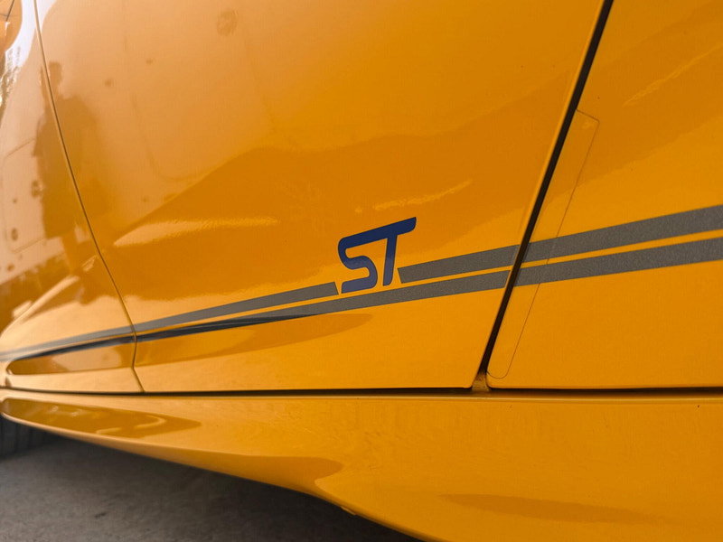 Ford Focus 2.0T EcoBoost ST-2 Euro 5 (s/s) 5dr