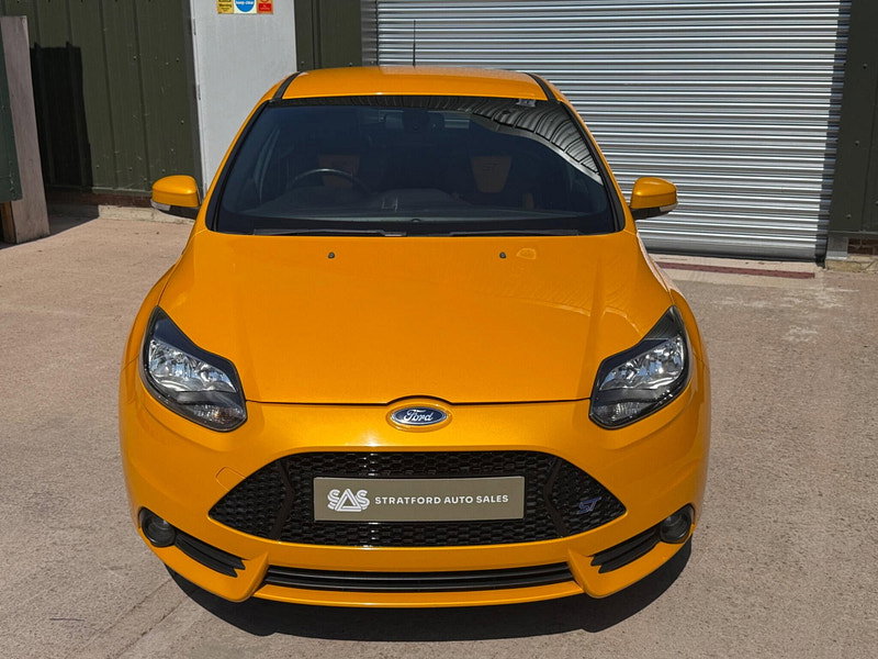Ford Focus 2.0T EcoBoost ST-2 Euro 5 (s/s) 5dr