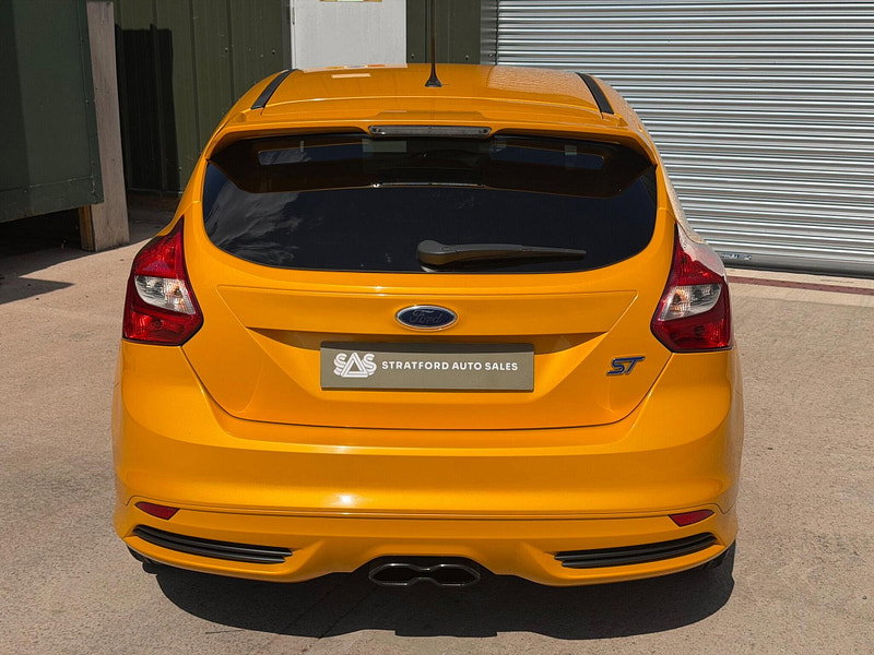 Ford Focus 2.0T EcoBoost ST-2 Euro 5 (s/s) 5dr