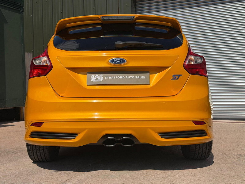 Ford Focus 2.0T EcoBoost ST-2 Euro 5 (s/s) 5dr