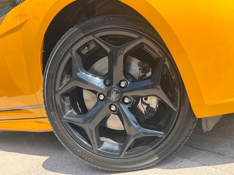 Ford Focus 2.0T EcoBoost ST-2 Euro 5 (s/s) 5dr