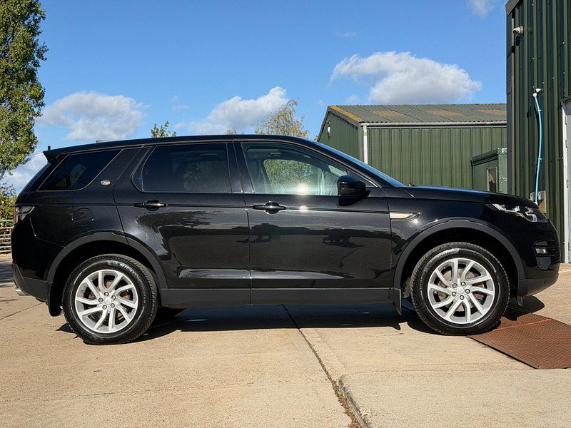 Land Rover Discovery Sport 2.0 TD4 SE Tech Auto 4WD Euro 6 (s/s) 5dr