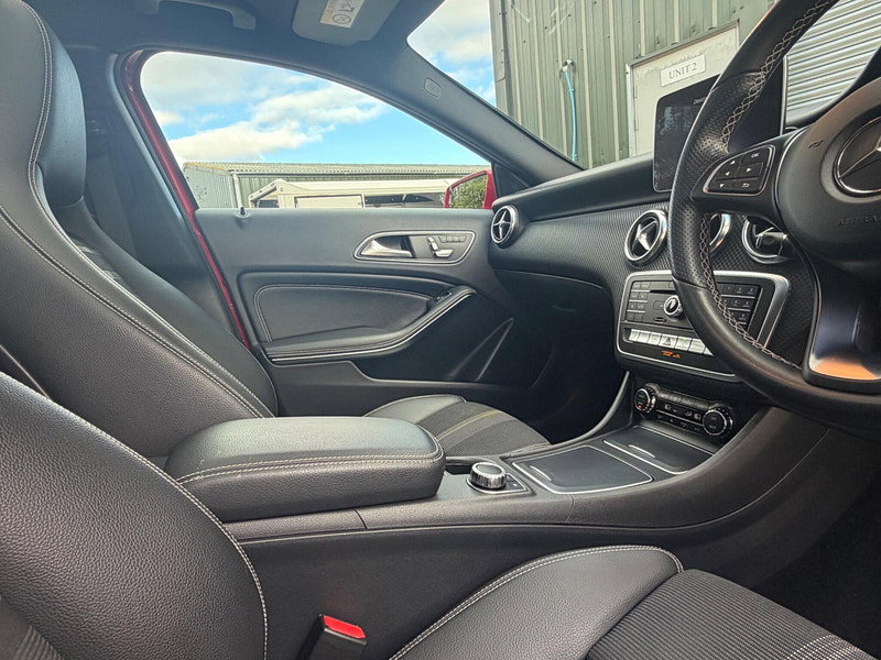 Mercedes-Benz A Class 1.6 A180 Sport Edition Plus 7G-DCT Euro 6 (s/s) 5dr