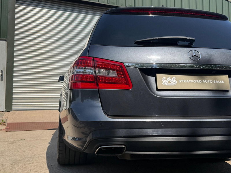 Mercedes-Benz E Class 3.0 E350 CDI V6 BlueEfficiency Sport G-Tronic Euro 5 5dr