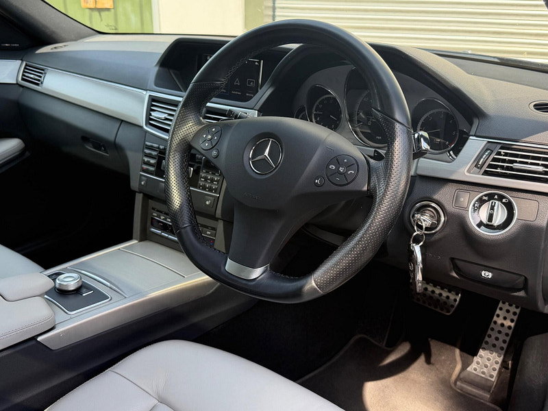 Mercedes-Benz E Class 3.0 E350 CDI V6 BlueEfficiency Sport G-Tronic Euro 5 5dr