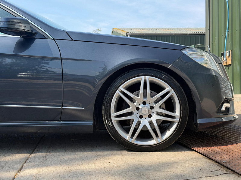 Mercedes-Benz E Class 3.0 E350 CDI V6 BlueEfficiency Sport G-Tronic Euro 5 5dr