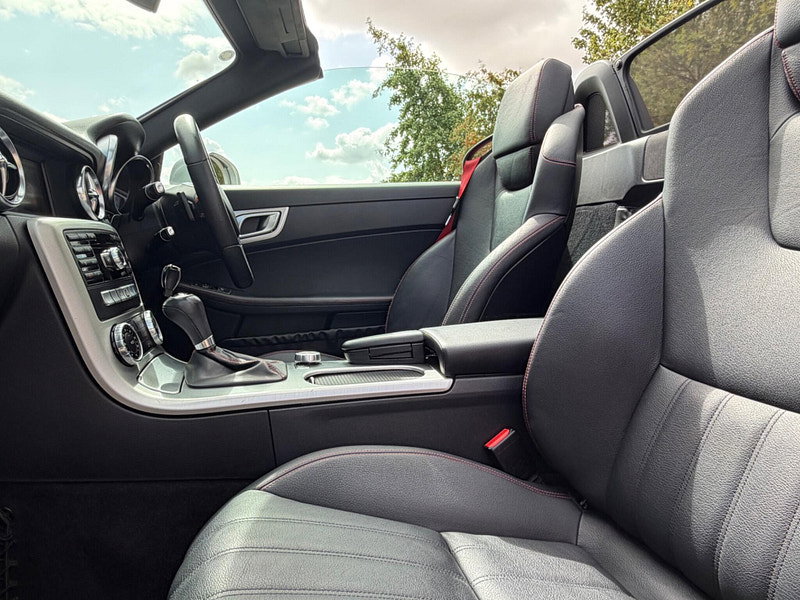 Mercedes-Benz SLK 2.1 SLK250 CDI BlueEfficiency AMG Sport G-Tronic+ Euro 5 (s/s) 2dr