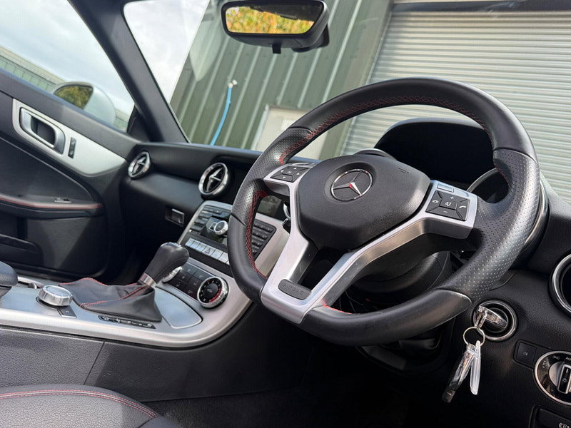 Mercedes-Benz SLK 2.1 SLK250 CDI BlueEfficiency AMG Sport G-Tronic+ Euro 5 (s/s) 2dr