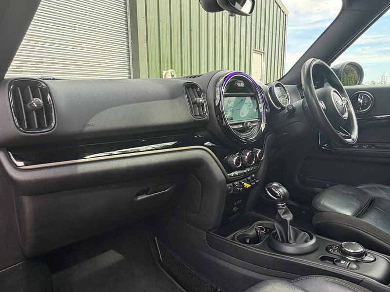 MINI Countryman 1.5 7.6kWh Cooper SE Auto ALL4 Euro 6 (s/s) 5dr
