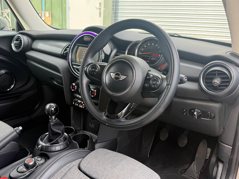 MINI Hatch 1.5 Cooper Euro 6 (s/s) 3dr