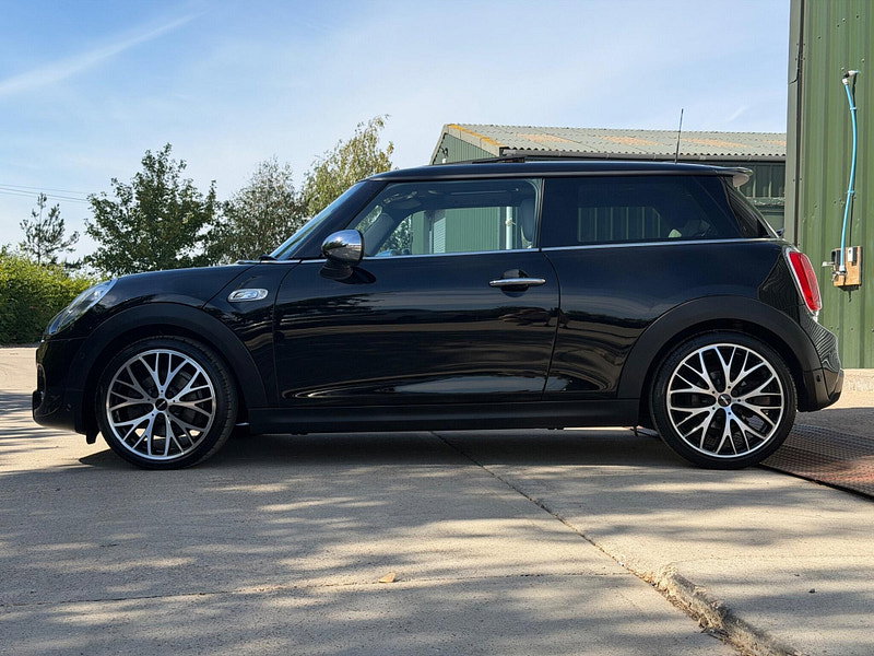 MINI Hatch 2.0 Cooper S Euro 6 (s/s) 3dr