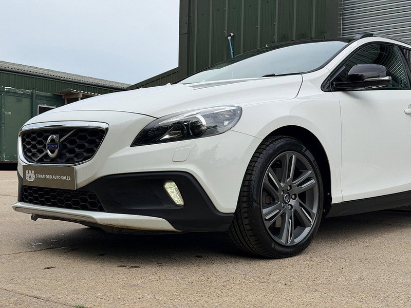 Volvo V40 Cross Country 2.0 D3 Lux Nav Geartronic Euro 5 (s/s) 5dr