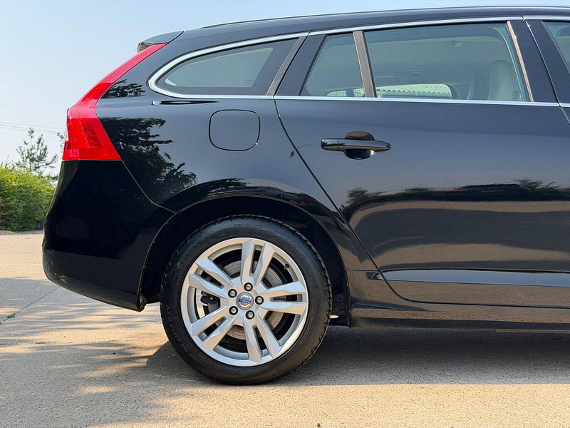 Volvo V60 1.6 D2 SE Lux Powershift Euro 5 (s/s) 5dr