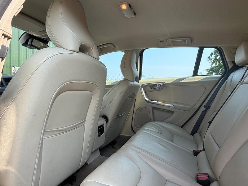 Volvo V60 1.6 D2 SE Lux Powershift Euro 5 (s/s) 5dr