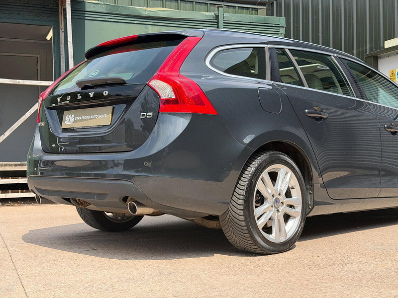 Volvo V60 2.4 D5 SE Lux Nav Geartronic Euro 5 5dr