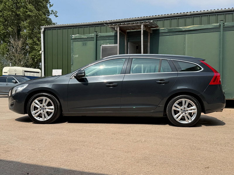 Volvo V60 2.4 D5 SE Lux Nav Geartronic Euro 5 5dr
