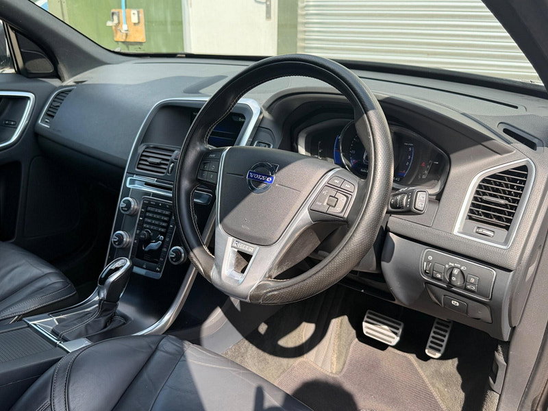 Volvo XC60 2.0 D4 R-Design Lux Nav Auto Euro 6 (s/s) 5dr