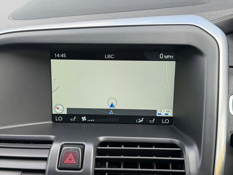 Volvo XC60 2.0 D4 R-Design Lux Nav Auto Euro 6 (s/s) 5dr