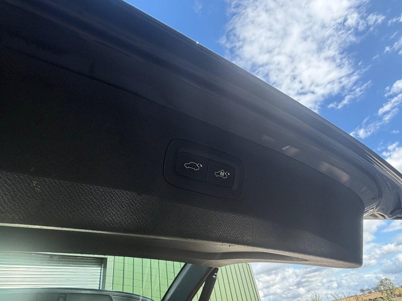 Volvo XC90 2.0 D5 PowerPulse Inscription Auto 4WD Euro 6 (s/s) 5dr