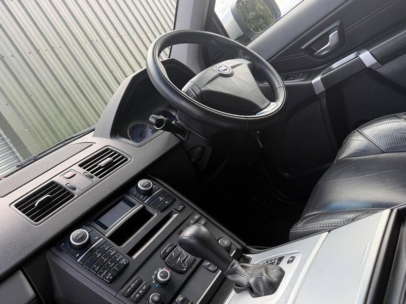 Volvo XC90 2.4 D5 R-Design Geartronic 4WD Euro 5 5dr