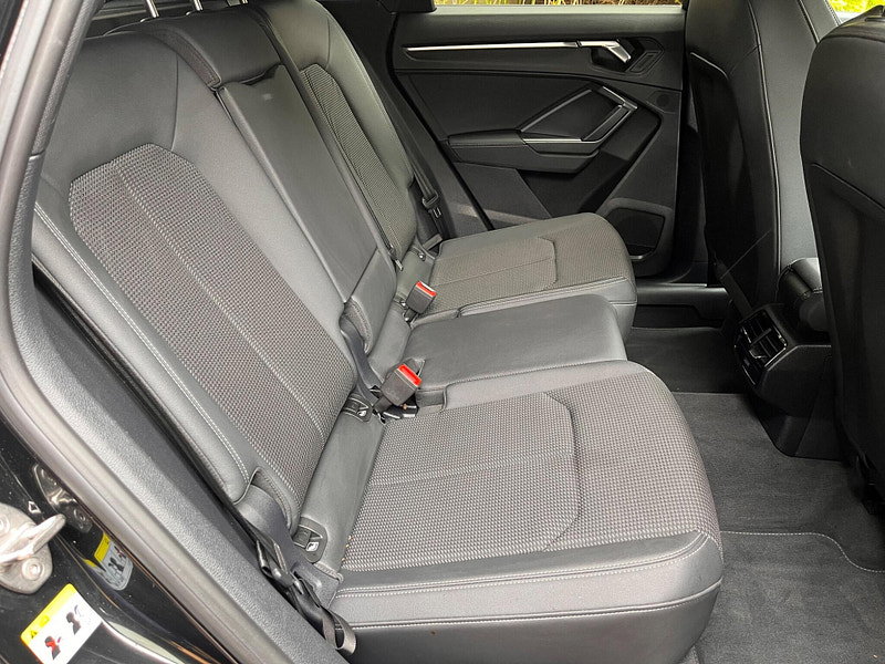 Audi Q3 2.0 TDI 35 S line S Tronic Euro 6 (s/s) 5dr