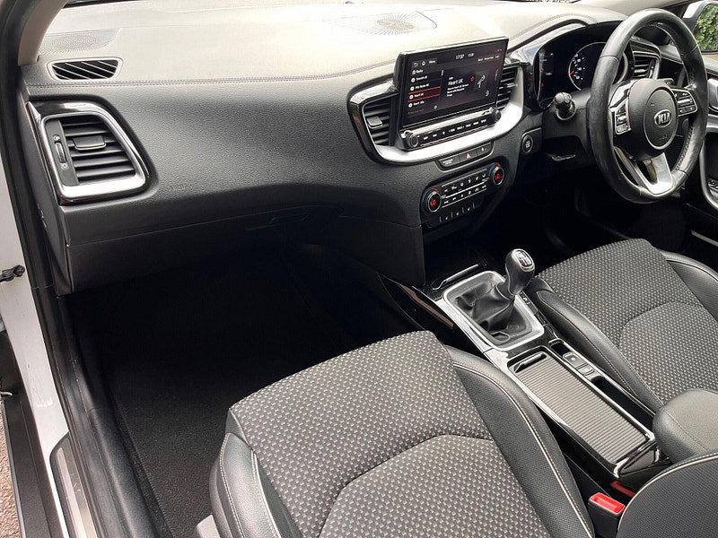 Kia XCeed 1.4 T-GDi 3 Euro 6 (s/s) 5dr