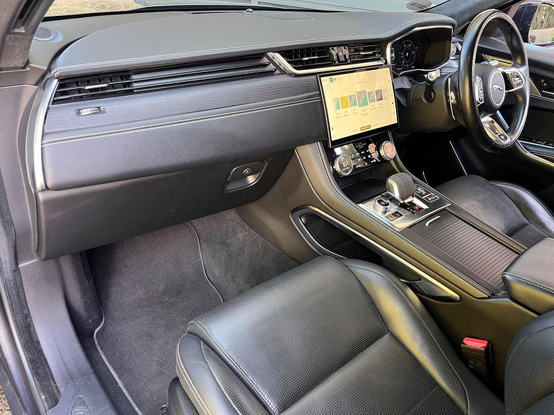 Jaguar F-PACE 2.0 D200 MHEV R-Dynamic HSE Auto AWD Euro 6 (s/s) 5dr