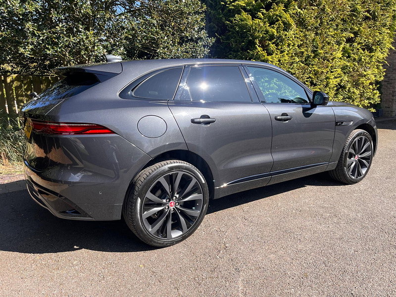 Jaguar F-PACE 2.0 D200 MHEV R-Dynamic HSE Auto AWD Euro 6 (s/s) 5dr