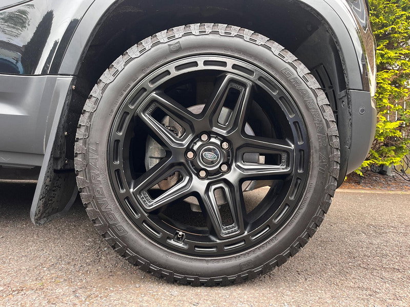 Land Rover DEFENDER 110 2.0 SD4 S Auto 4WD Euro 6 (s/s) 5dr
