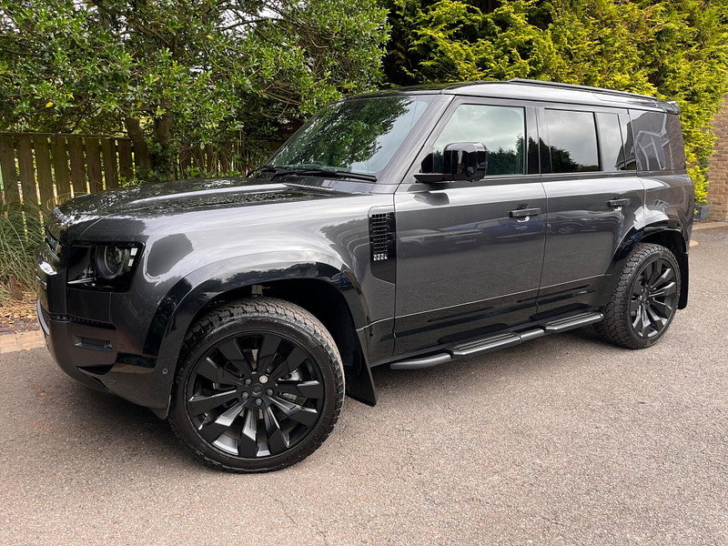 Land Rover DEFENDER 110 3.0 D250 MHEV X-Dynamic SE Hard Top SUV Auto 4WD MWB Euro 6 (s/s) 5dr