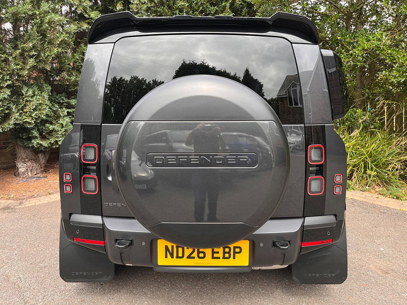 Land Rover DEFENDER 110 3.0 D250 MHEV X-Dynamic SE Hard Top SUV Auto 4WD MWB Euro 6 (s/s) 5dr