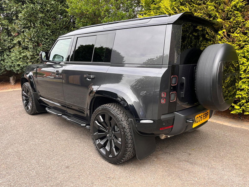 Land Rover DEFENDER 110 3.0 D250 MHEV X-Dynamic SE Hard Top SUV Auto 4WD MWB Euro 6 (s/s) 5dr