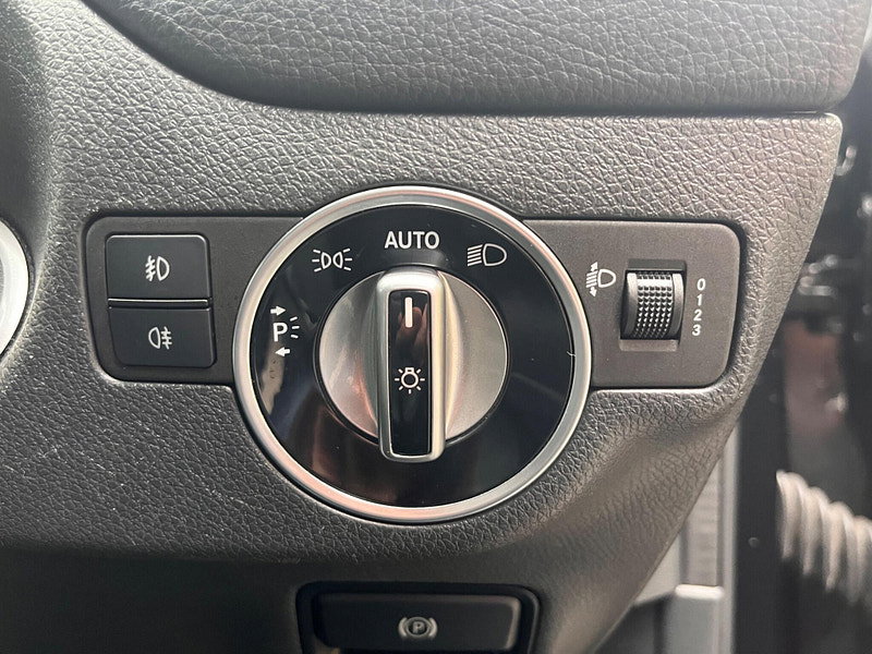 Mercedes-Benz GLA 2.1 GLA200d Sport (Executive) 7G-DCT Euro 6 (s/s) 5dr