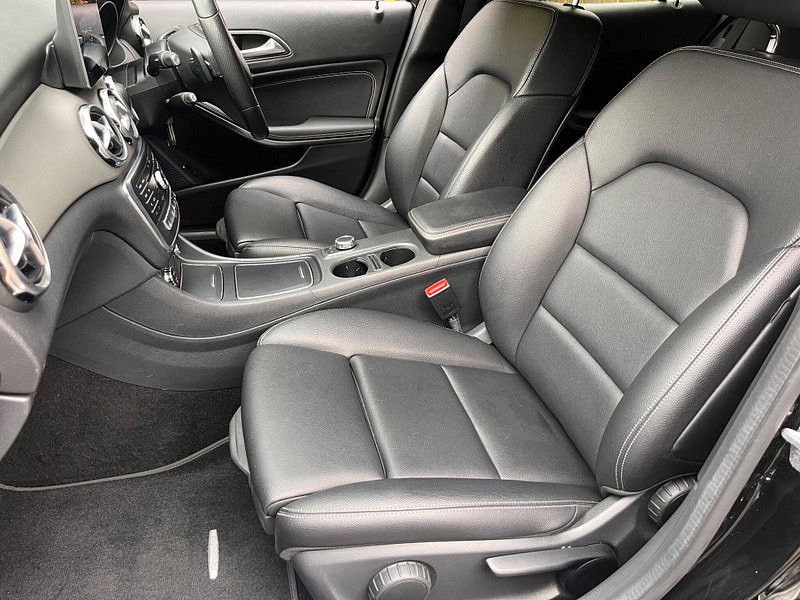 Mercedes-Benz GLA 2.1 GLA200d Sport (Executive) 7G-DCT Euro 6 (s/s) 5dr
