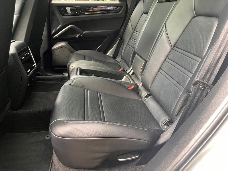 Porsche Cayenne 3.0T V6 TiptronicS 4WD Euro 6 (s/s) 5dr
