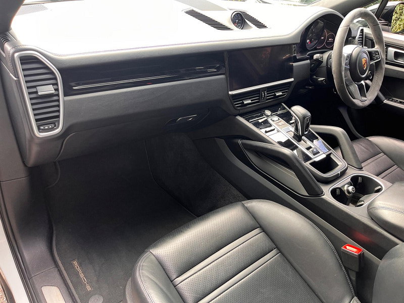 Porsche Cayenne 3.0T V6 TiptronicS 4WD Euro 6 (s/s) 5dr