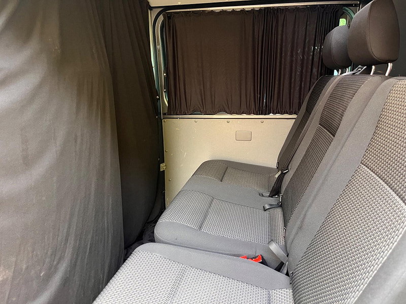 Volkswagen Transporter 2.0 TDI T32 Highline Kombi DSG FWD SWB Euro 6 (s/s) 5dr